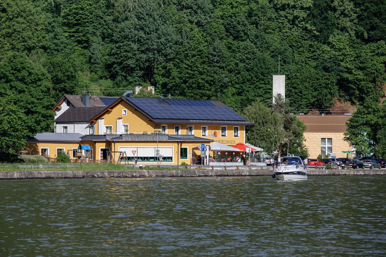 Gasthof Gierlinger Obermuhl Bagian luar foto